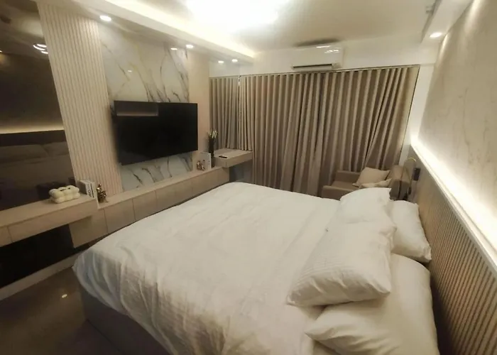 Like Staycation Near Airport And Moa Porongs Oasis